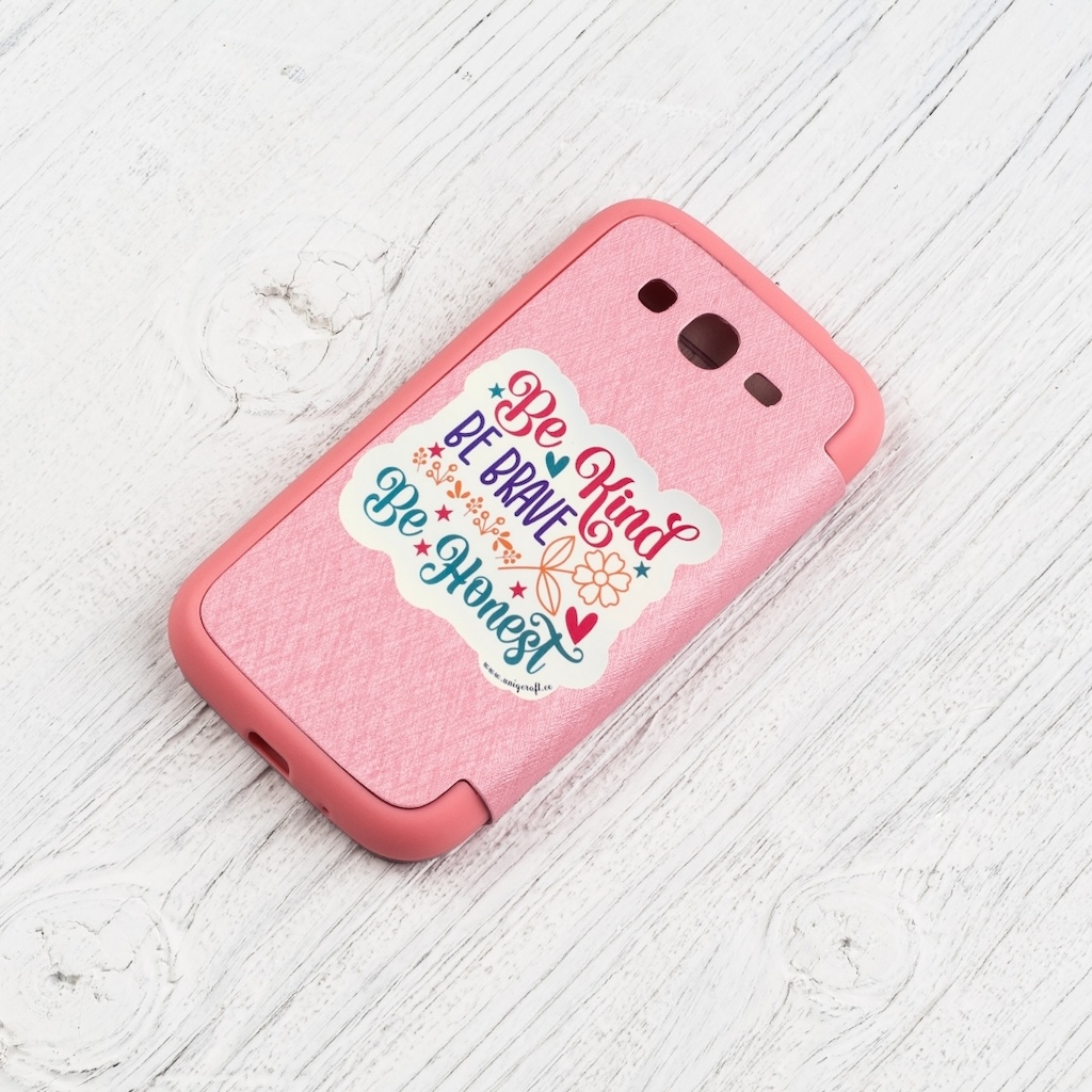 Vinüülkleebis "be kind"