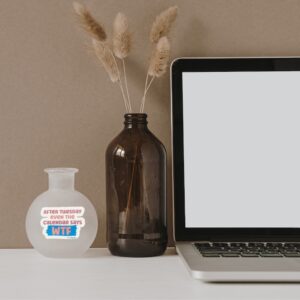 Vinüülkleebis "WTF"